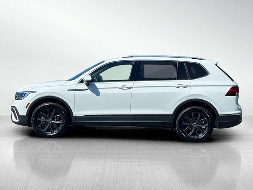2024 Volkswagen Tiguan 2.0T SE 4MOTION