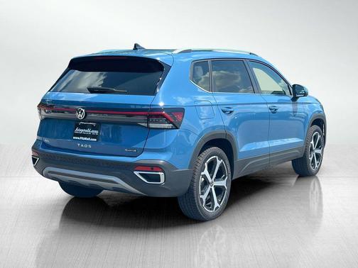 2025 Volkswagen Taos 1.5T SEL