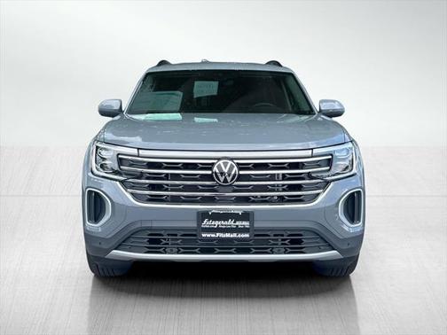2025 Volkswagen Atlas 2.0T SE w/Technology 4MOTION