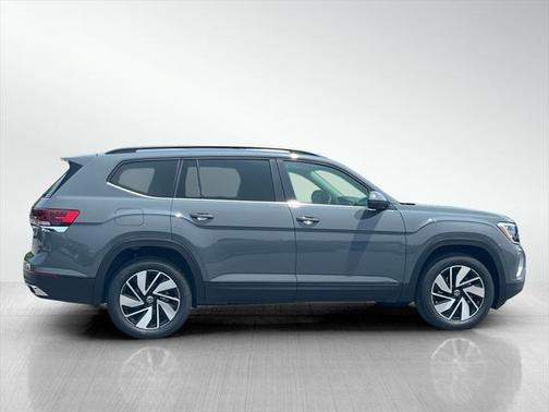 2025 Volkswagen Atlas 2.0T SE w/Technology 4MOTION
