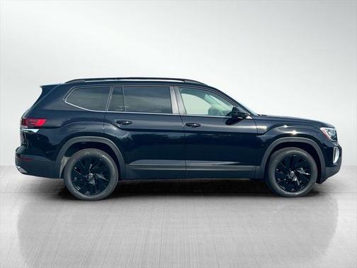 2025 Volkswagen Atlas 2.0T SE w/Technology 4MOTION