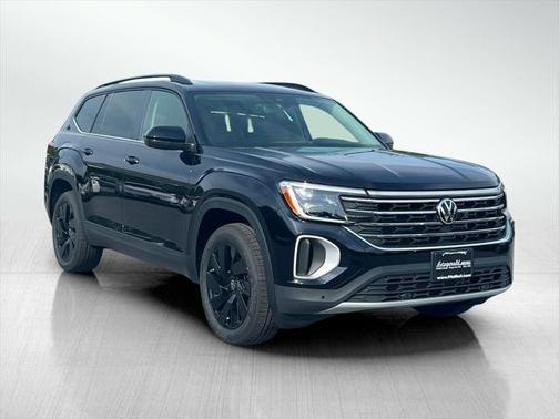 2025 Volkswagen Atlas 2.0T SE w/Technology 4MOTION