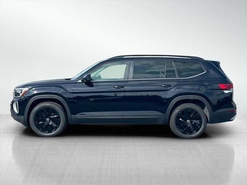 2025 Volkswagen Atlas 2.0T SE w/Technology 4MOTION