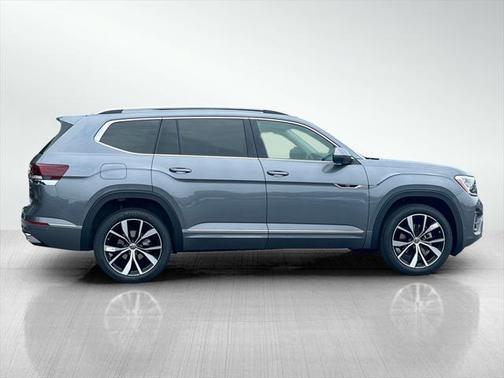 2025 Volkswagen Atlas 2.0T SEL Premium R-Line 4MOTION
