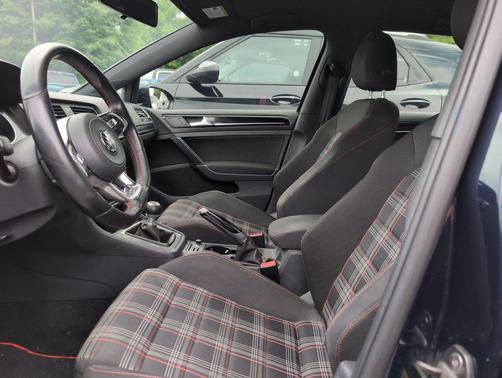 '''' 2015 Volkswagen Golf GTI 2.0T S 4-Door