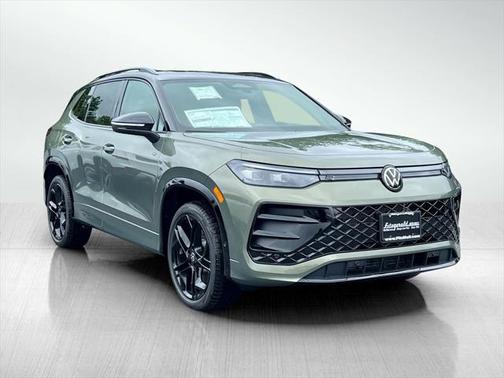 2025 Volkswagen Tiguan 2.0T SE R-Line Black 4MOTION