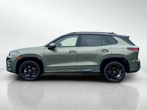 2025 Volkswagen Tiguan 2.0T SE R-Line Black 4MOTION