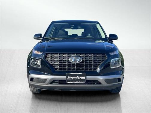 2024 Hyundai VENUE SE