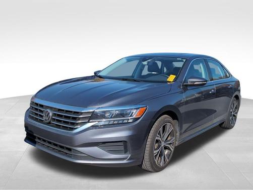 2022 Volkswagen Passat 2.0T SE