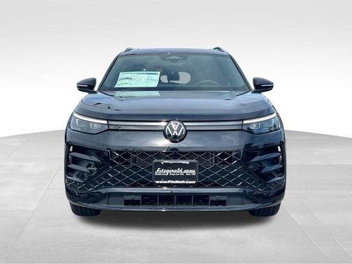 2025 Volkswagen Tiguan 2.0T SE R-Line Black 4MOTION