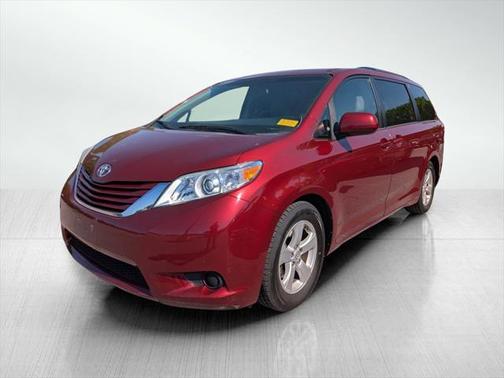 2015 Toyota Sienna LE