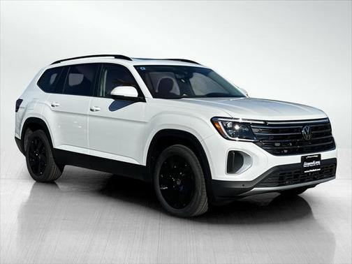 2025 Volkswagen Atlas 2.0T SE w/Technology 4MOTION