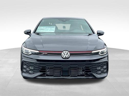 2025 Volkswagen Golf GTI 2.0T SE DSG