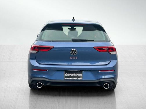 2025 Volkswagen Golf GTI 2.0T SE DSG