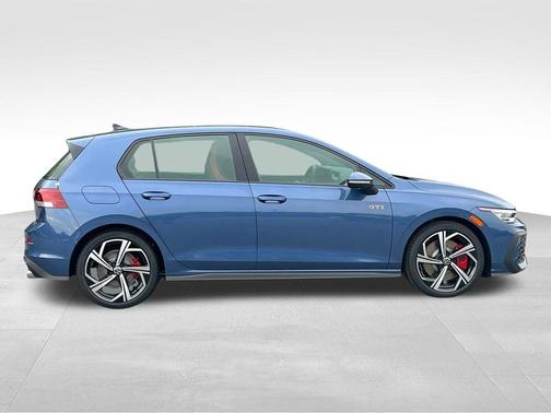 2025 Volkswagen Golf GTI 2.0T SE DSG
