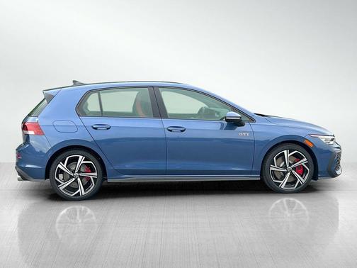 2025 Volkswagen Golf GTI 2.0T SE DSG