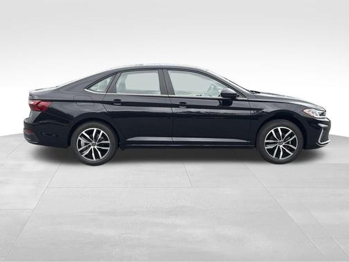 2026 Volkswagen Jetta 1.4T SE