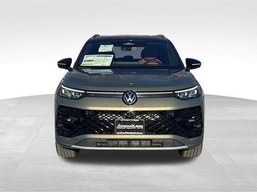 2026 Volkswagen Tiguan 2.0T SEL R-Line 4MOTION