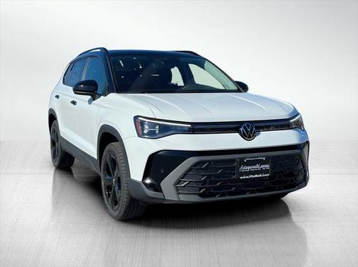 2025 Volkswagen Taos 1.5T SE Black