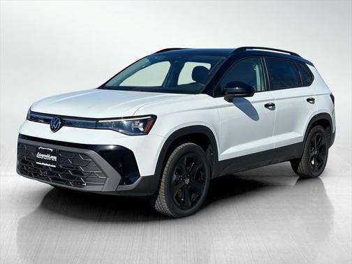 2025 Volkswagen Taos 1.5T SE Black