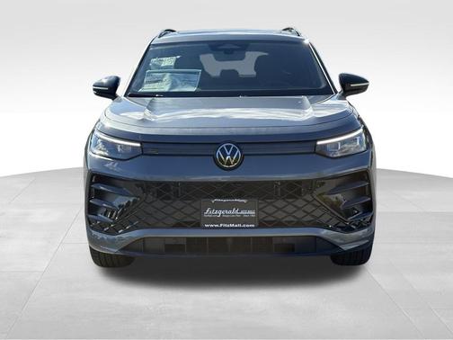 2026 Volkswagen Tiguan 2.0T SE R-Line Black 4MOTION