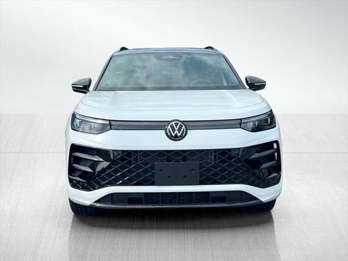 2025 Volkswagen Tiguan 2.0T SE R-Line Black 4MOTION