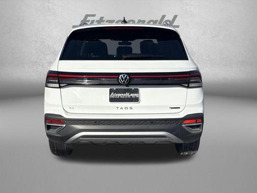 2026 Volkswagen Taos SE