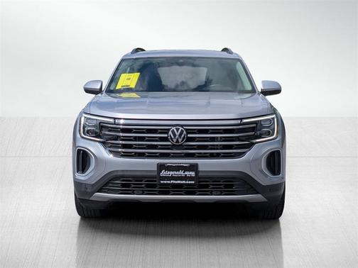 2024 Volkswagen Atlas 2.0T SE w/Technology 4MOTION
