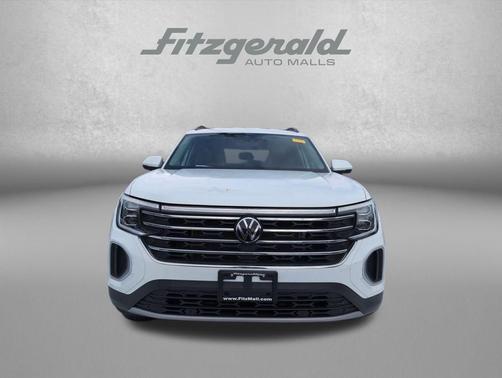 2024 Volkswagen Atlas 2.0T SE w/Technology 4MOTION