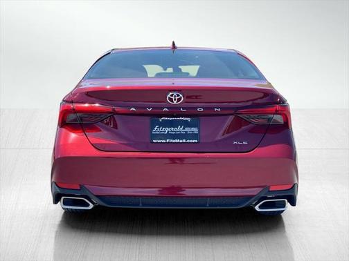 2019 Toyota Avalon XLE