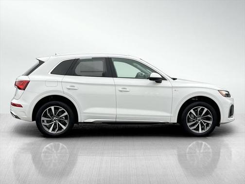 2024 Audi Q5 45 S line Premium Plus