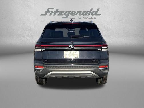 2026 Volkswagen Taos SE