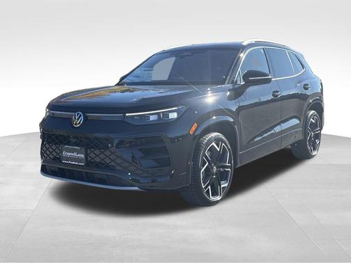 2026 Volkswagen Tiguan 2.0T SEL R-Line 4MOTION