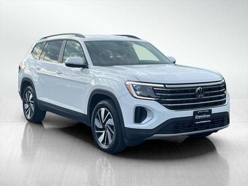 2024 Volkswagen Atlas 2.0T SE w/Technology 4MOTION