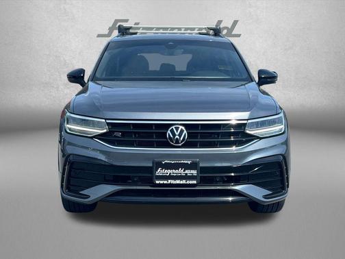 Platinum Gray Metallic 2023 Volkswagen Tiguan 2.0T SE R-Line Black 4MOTION