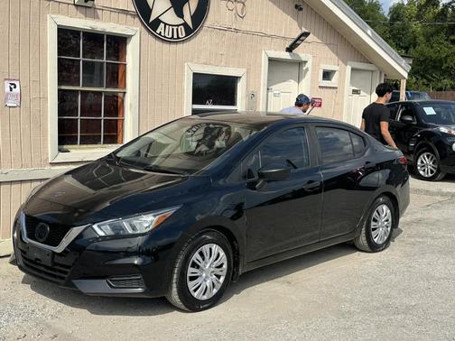 2020 Nissan Versa 1.6 S