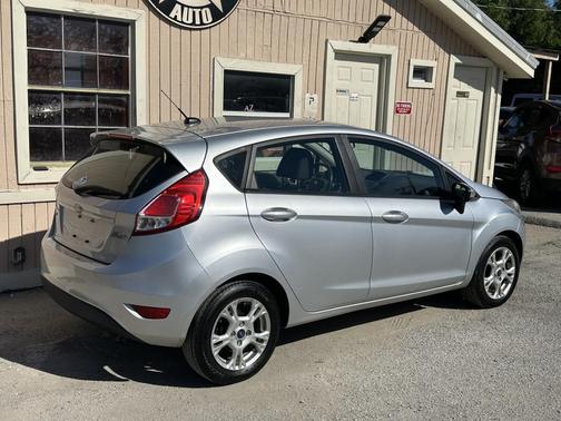 2015 Ford Fiesta SE