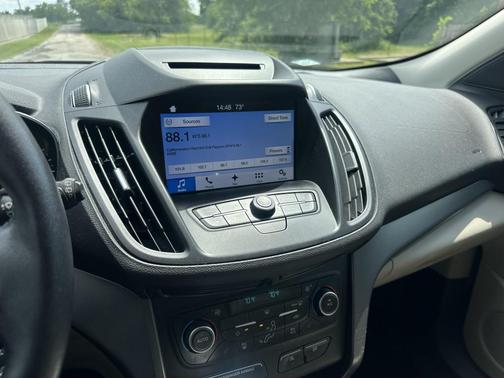 White Gold Metallic 2018 Ford Escape SEL