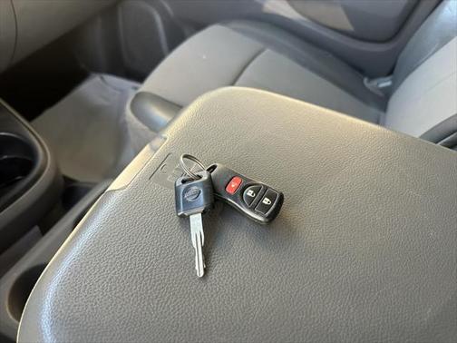 2013 Nissan NV Cargo NV1500 SL V8