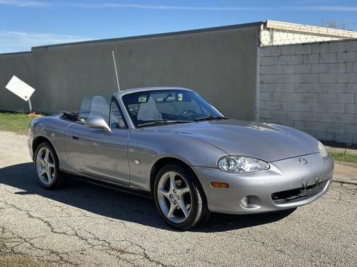 2003 Mazda MX-5 Miata Base
