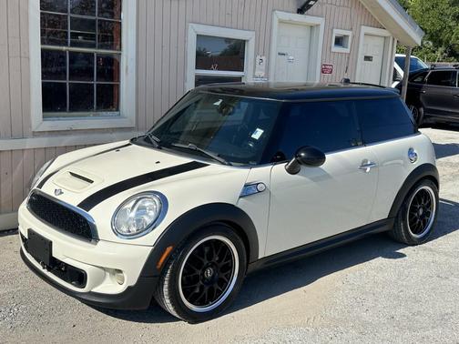 2012 MINI Cooper S Base