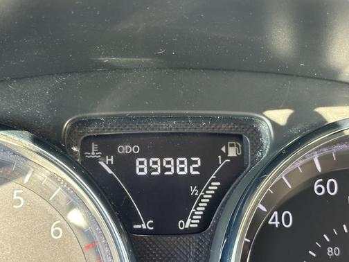2016 Nissan Versa 1.6 SV