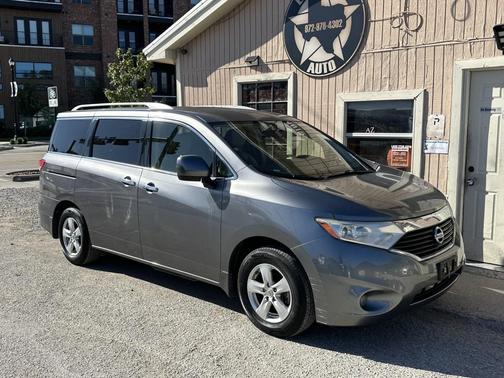 2015 Nissan Quest SV
