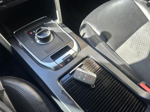 2019 Land Rover Discovery Sport SE