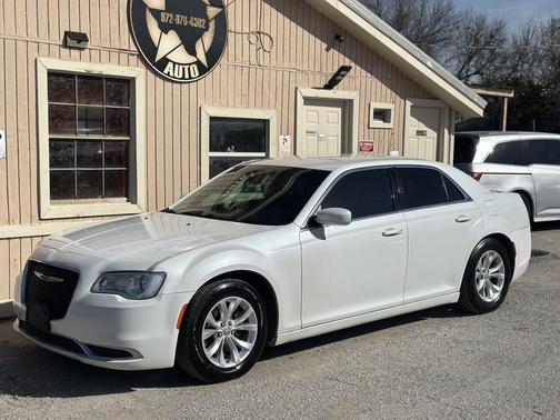 2015 Chrysler 300 Limited