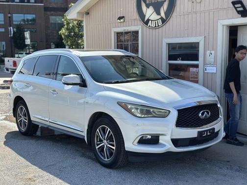 Majestic White 2016 INFINITI QX60 Base