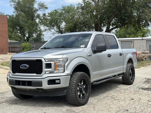 Ingot Silver Metallic 2019 Ford F-150 XL