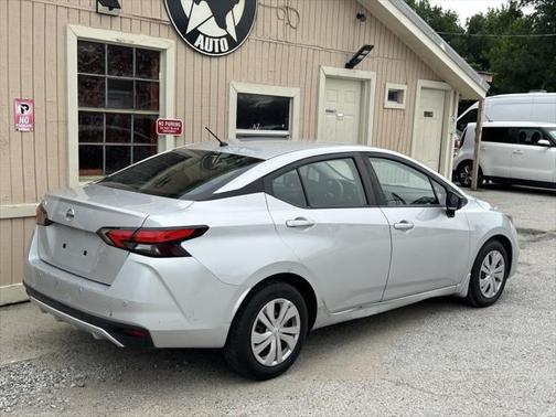 2021 Nissan Versa 1.6 S