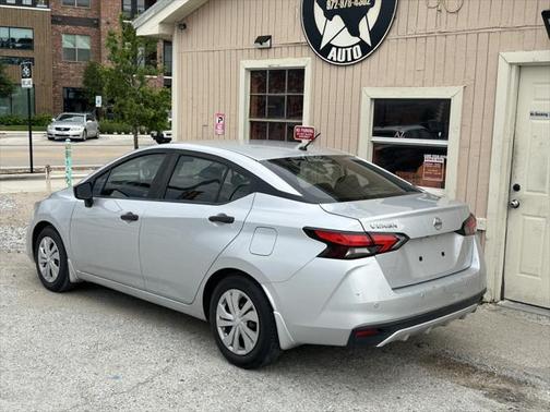 2021 Nissan Versa 1.6 S