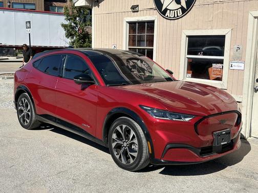 2021 Ford Mustang Mach-E Premium